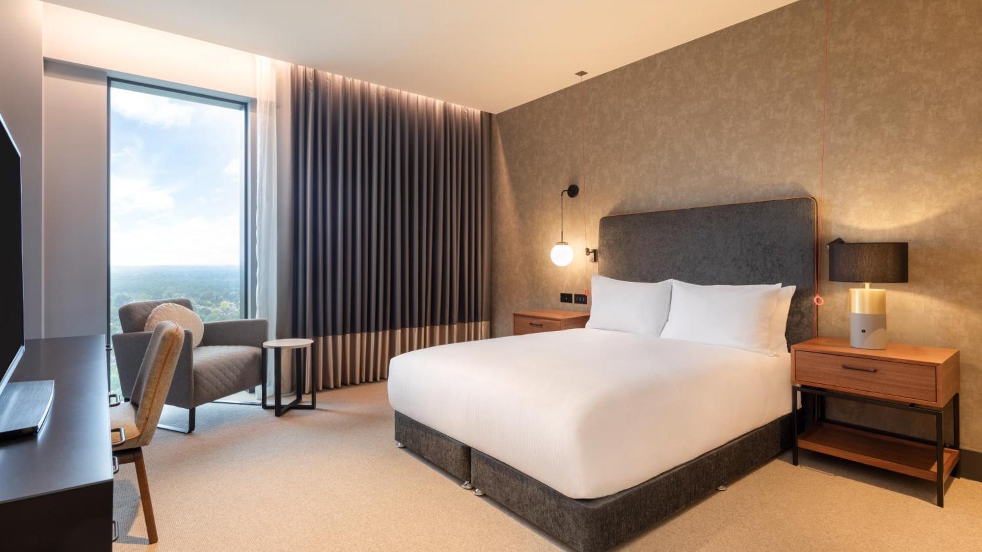Hilton Woking Hotel Exterior foto