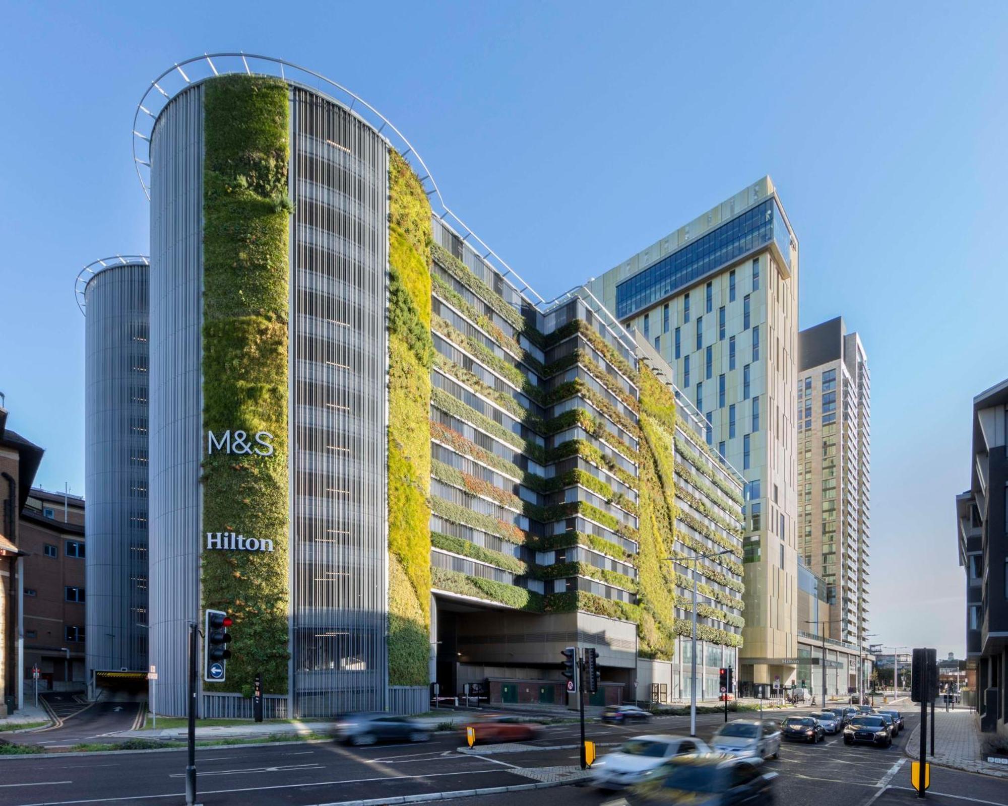 Hilton Woking Hotel Exterior foto